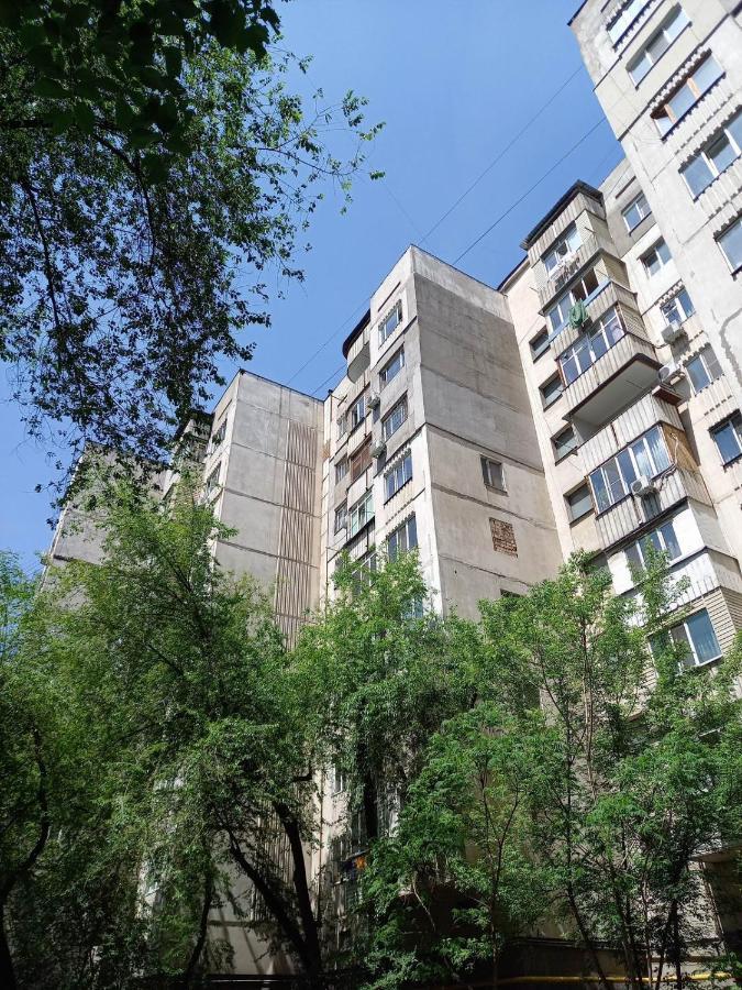 "Современный Уют" Квартира Alma-Ata Exteriör bild